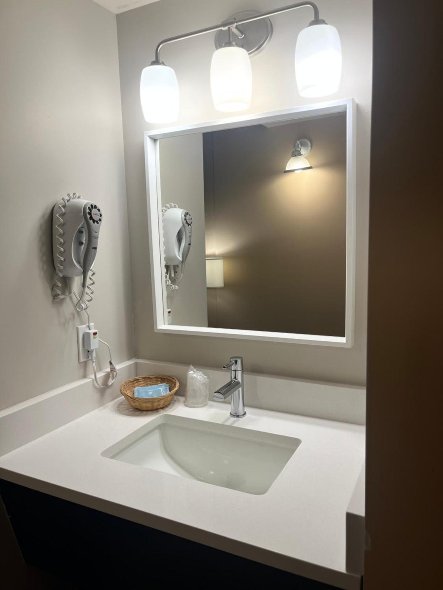 Revelstoke Lodge Экстерьер фото